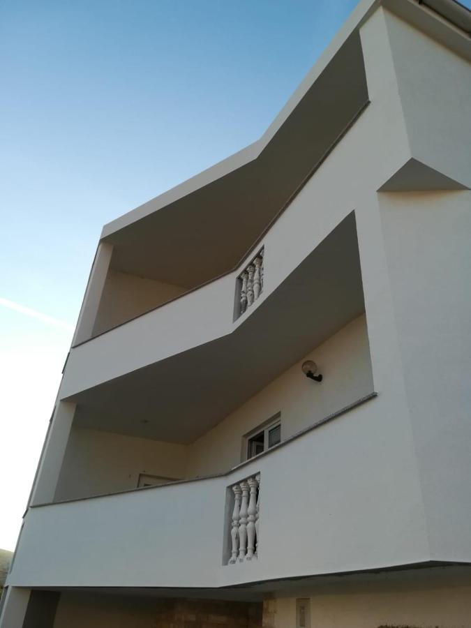 Apartments Dario Pag Town Extérieur photo